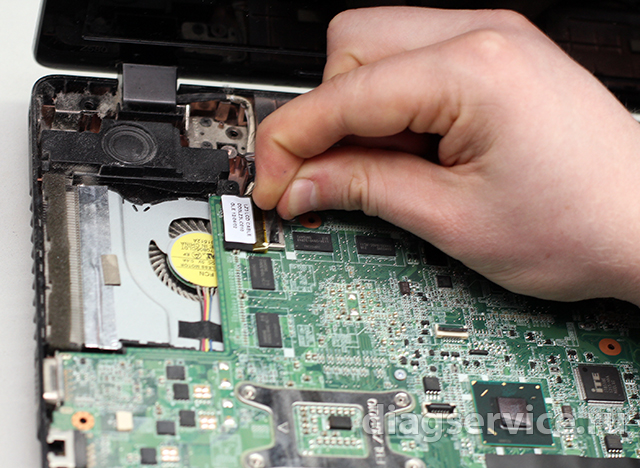 ремонт разъема питания ноутбука Lenovo Z580