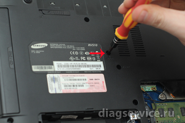 замена матрицы  ноутбука Samsung NP-RV510