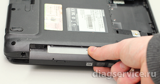 замена USB панели ноутбука Toshiba L650D